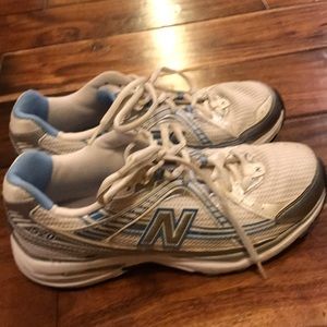 New balance running shoes